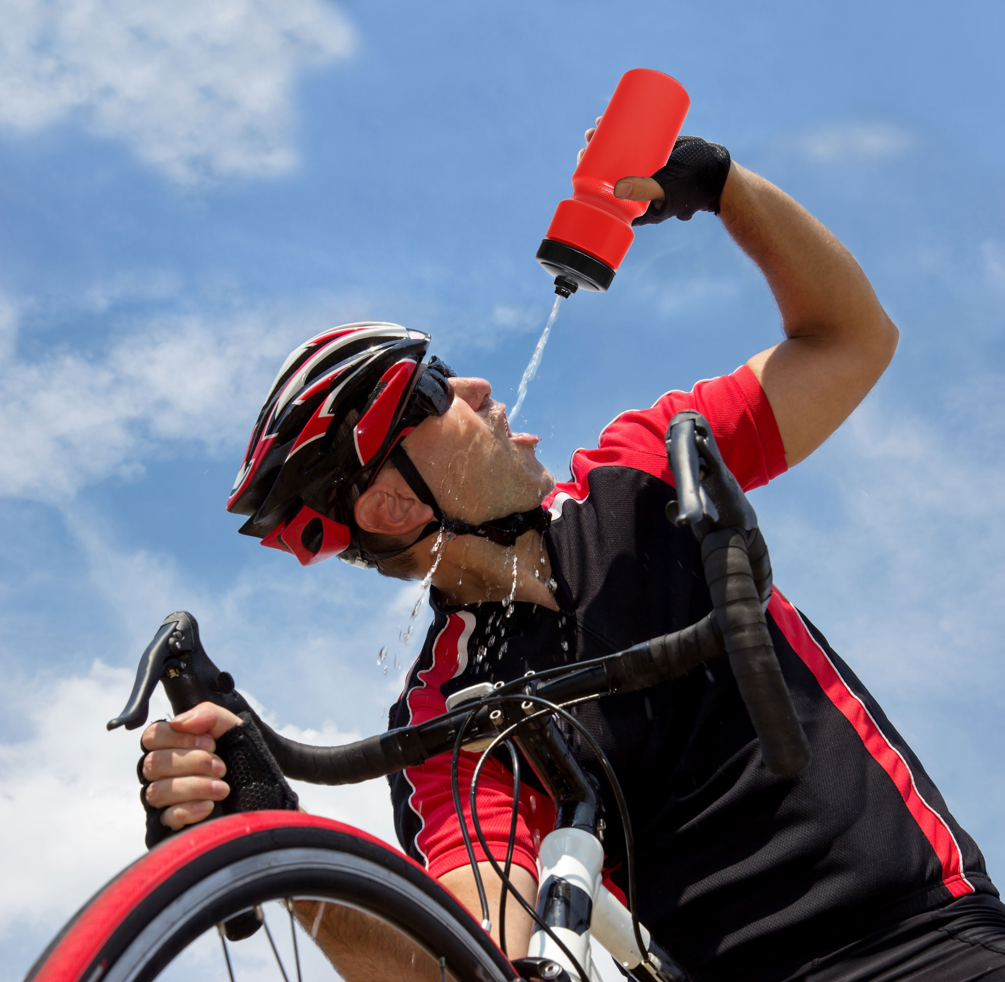 2463g-biker-redvalve.jpg